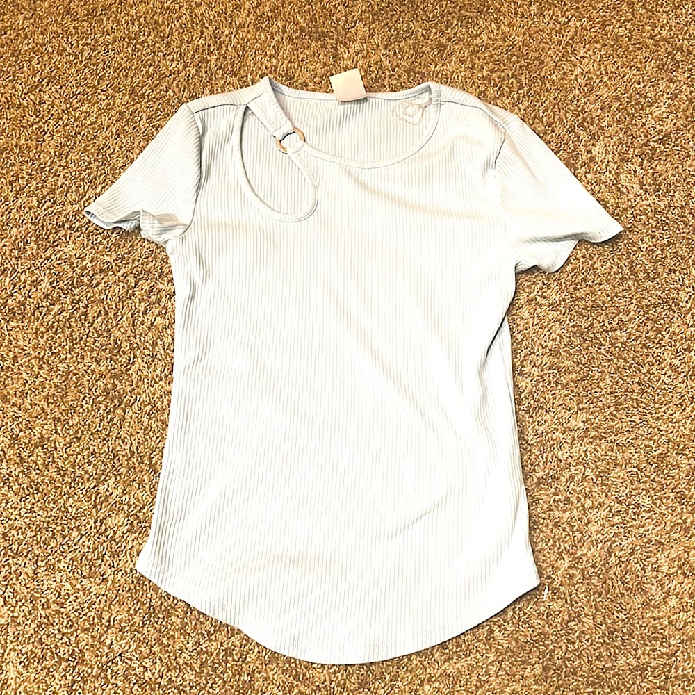 Blue T-shirt with open shoulder